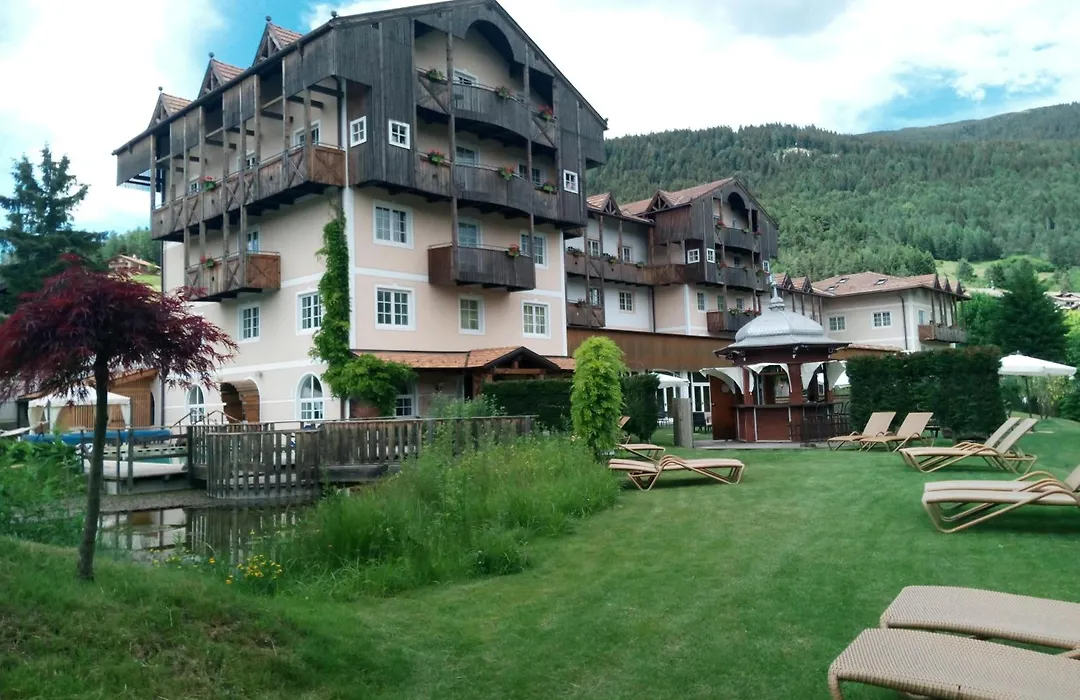 Alpen Eghel Resort & Spa-1